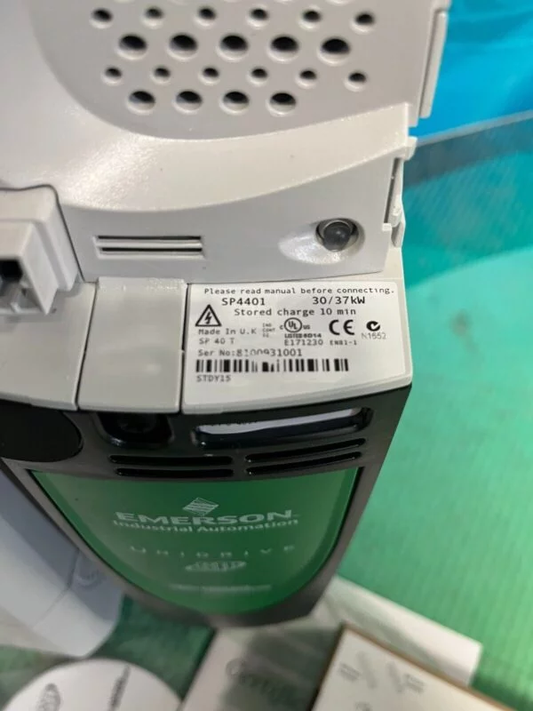 Control Techniques Unidrive SP4401. UNI SP4401.(UK/EU Buyers Please Read) - Image 2