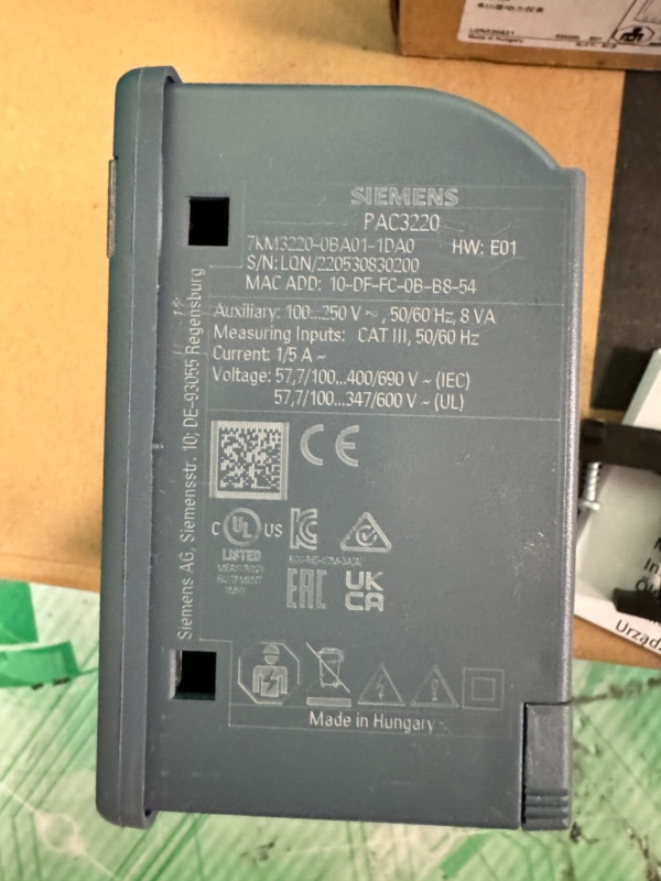 Siemens 7KM3220-0BA01-1DA0. PAC3220. ( UK/EU Read)