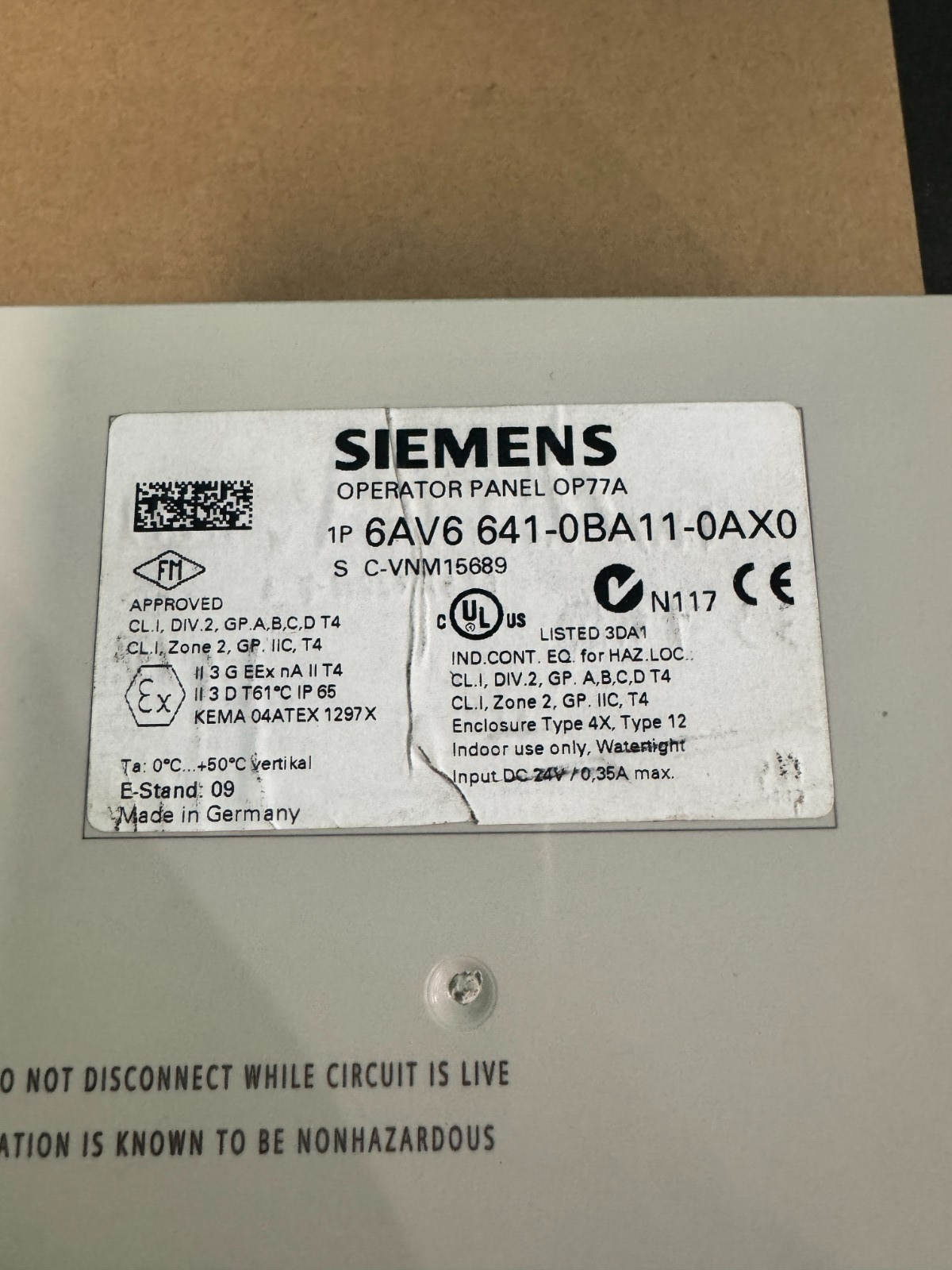 Siemens 6AV6 641-0BA11-0AX0. Simatic OP 77A. HMI (UK/EU Read) Siemens 6AV6 641-0BA11-0AX0. Simatic OP 77A. HMI (UK/EU Read) - Image 2