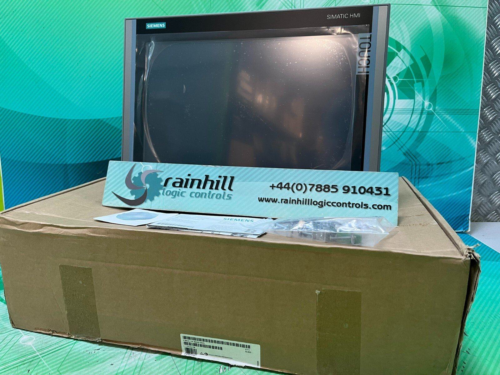 Siemens 6AV2 124-0QC02-0AX1. 6AV2124-0QC02-0AX1. (UK And EU Read) Siemens 6AV2 124-0QC02-0AX1. 6AV2124-0QC02-0AX1. (UK And EU Read)