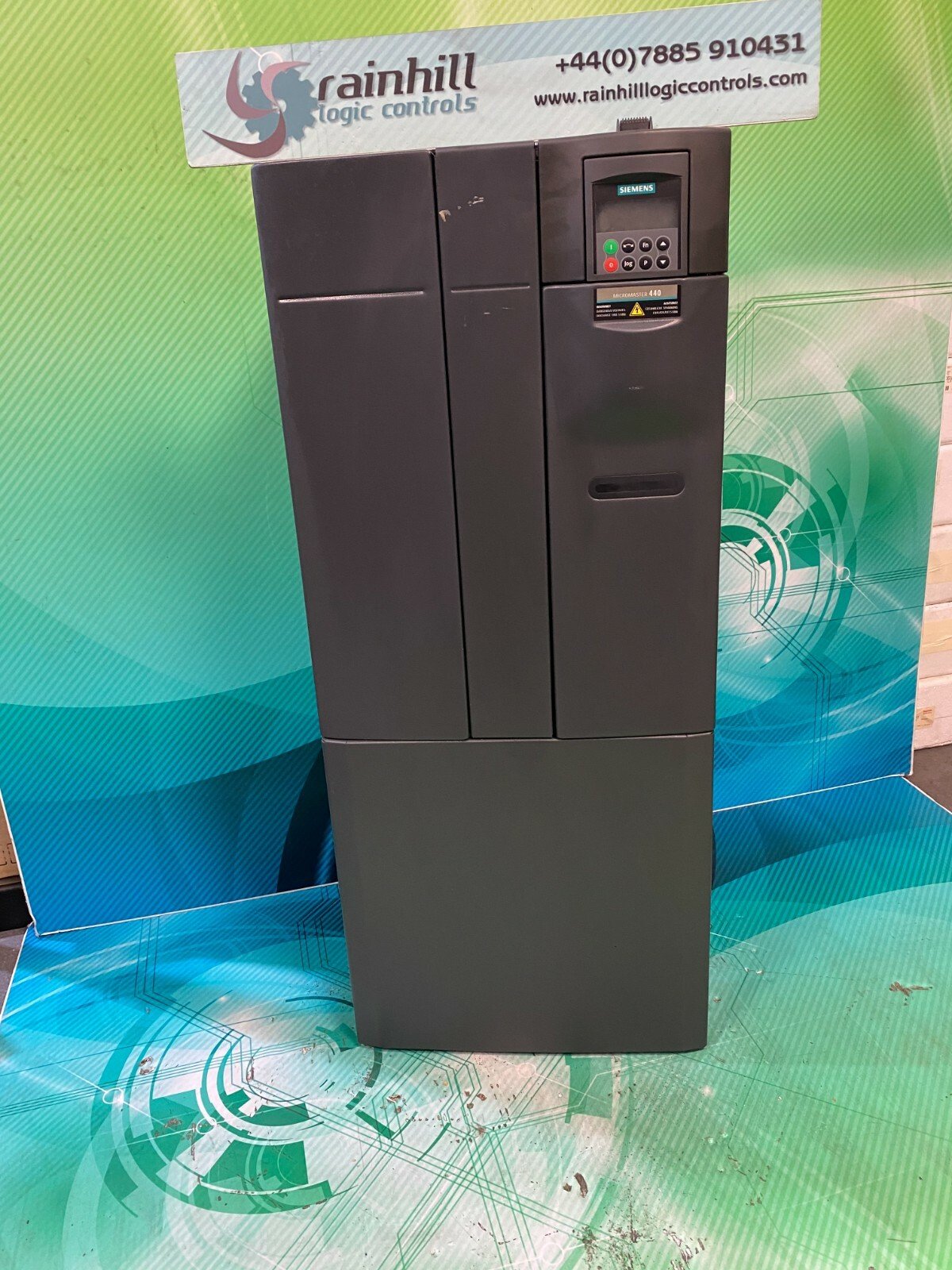 Siemens 6SE6440-2UD34-5FA1. Siemens Micromaster 440. 45kW. (UK / EU Read) Siemens 6SE6440-2UD34-5FA1. Siemens Micromaster 440. 45kW. (UK / EU Read)