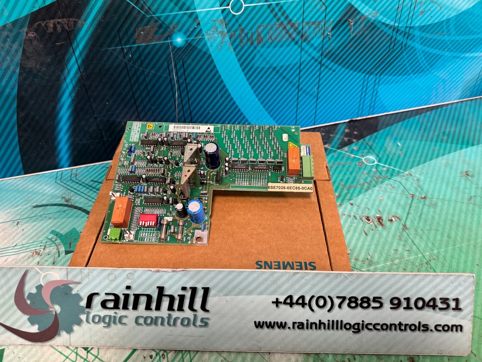 Siemens 6SE7028-6EC85-0CA0. (UK/EU Read) Siemens 6SE7028-6EC85-0CA0. (UK/EU Read)