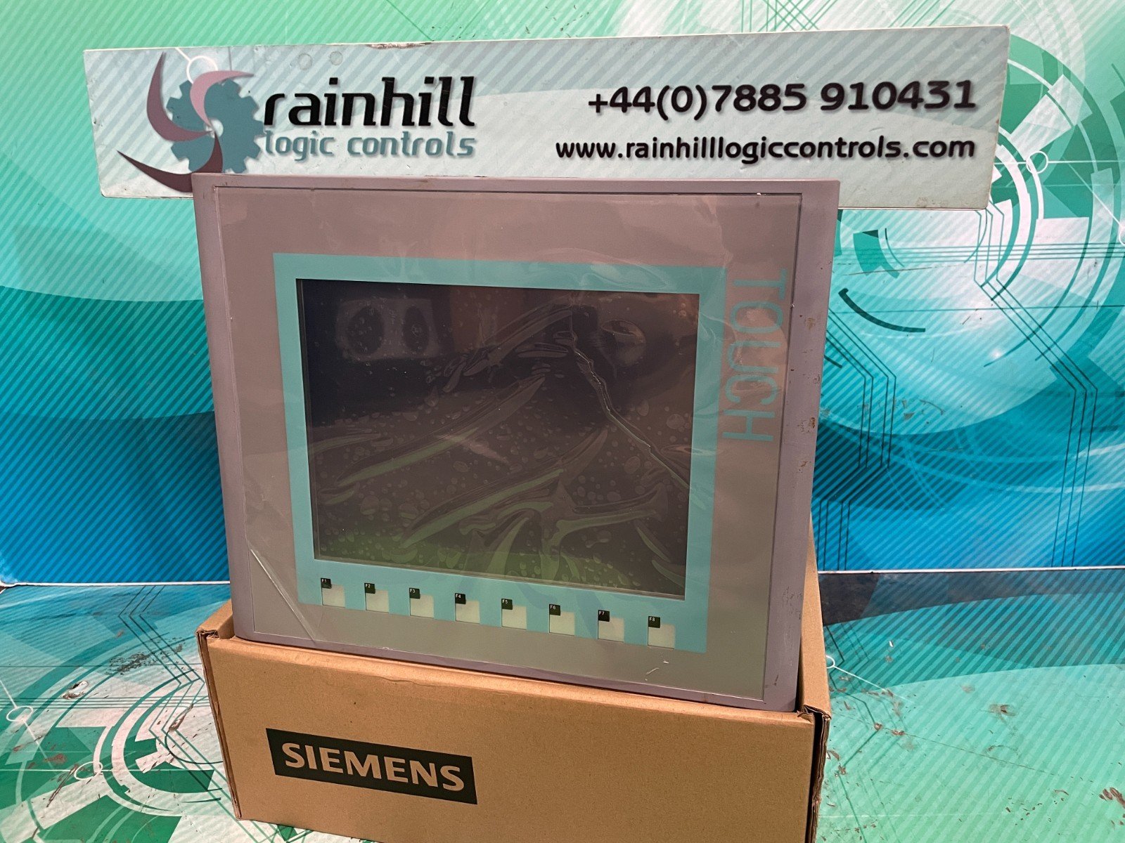 Siemens 6AV6 647-0AF11-3AX0. KTP 1000. HMI, Operator Panel. (UK/EU Read) Siemens 6AV6 647-0AF11-3AX0. KTP 1000. HMI, Operator Panel. (UK/EU Read)