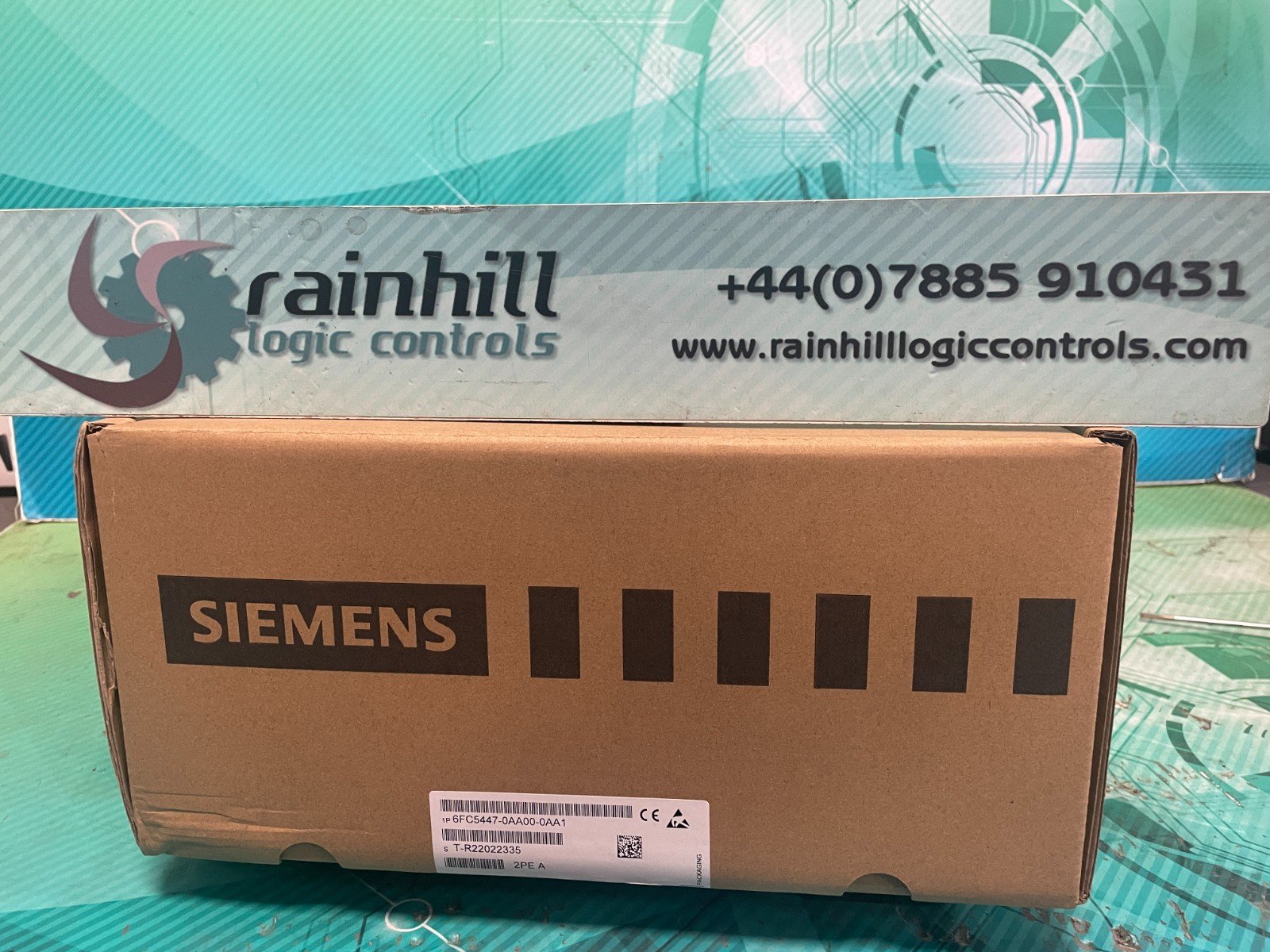 Siemens 6FC5447-0AA00-0AA1. Sinumerik 810D CCU BOX. (UK/EU read) Siemens 6FC5447-0AA00-0AA1. Sinumerik 810D CCU BOX. (UK/EU read)