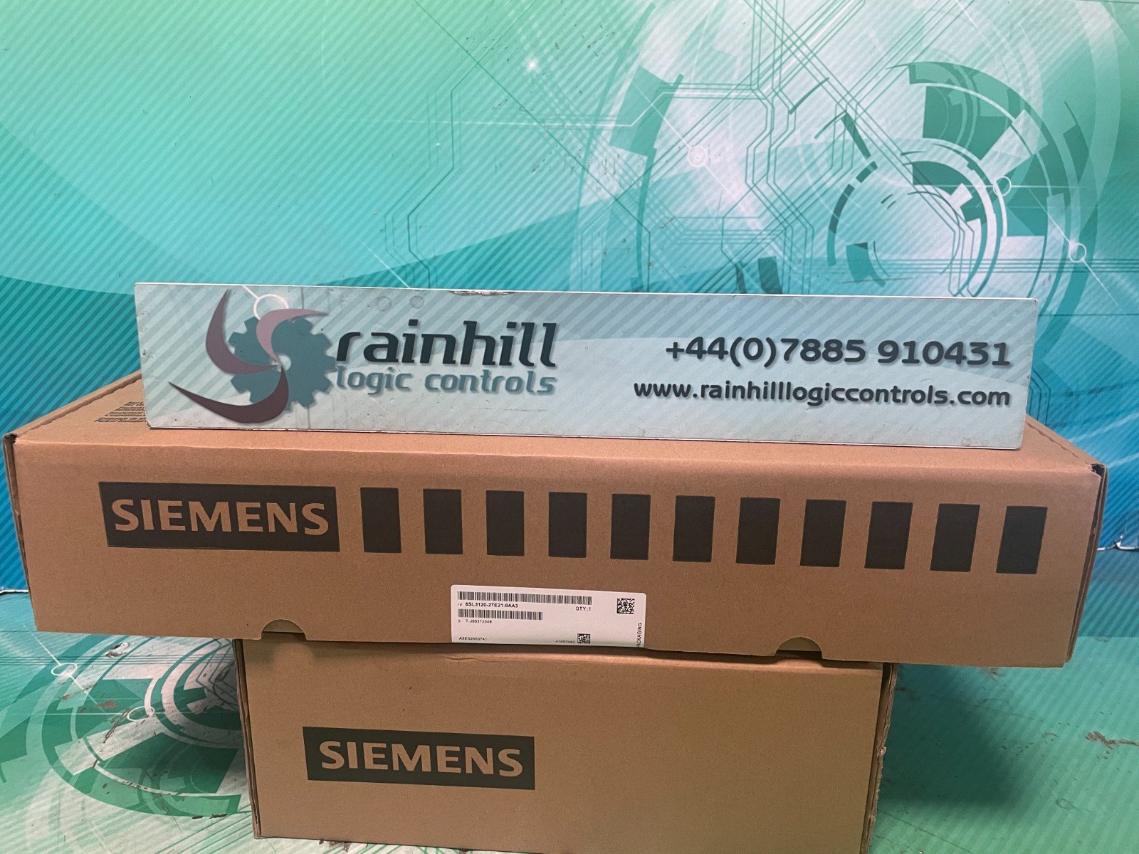 Siemens Sinamics. 6SL3120-2TE21-8AA3. Double Motor Module. ( UK/EU Read) Siemens Sinamics. 6SL3120-2TE21-8AA3. Double Motor Module. ( UK/EU Read)